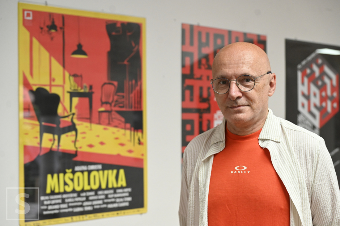 49 Posters, Three Years, One Cultural Story: Professor Branko Vekić Presents “Kulturni plakat” in Sarajevo 49 Posters, Three Years, One Cultural Story: Professor Branko Vekić Presents “Kulturni plakat” in Sarajevo